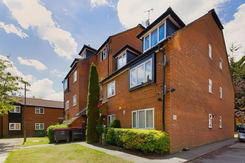 undefined, Springwood Crescent, Edgware, HA8