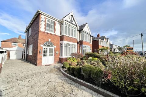 Warley Road, North Shore FY1