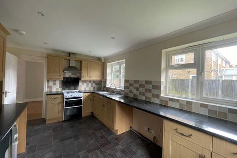 3 bedroom semi-detached house for sale, Matthews Close, Deal, CT14