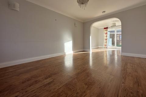 undefined, Matthews Close, Deal, CT14