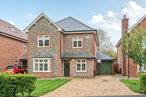 undefined, Woodlark Gardens, Hambrook, PO18
