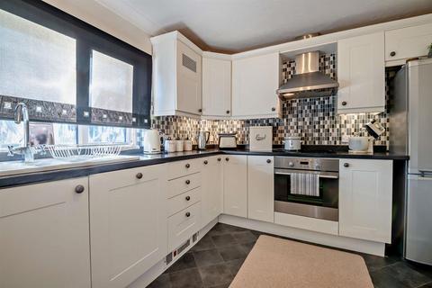 undefined, Lloyd Court, Portway OX12