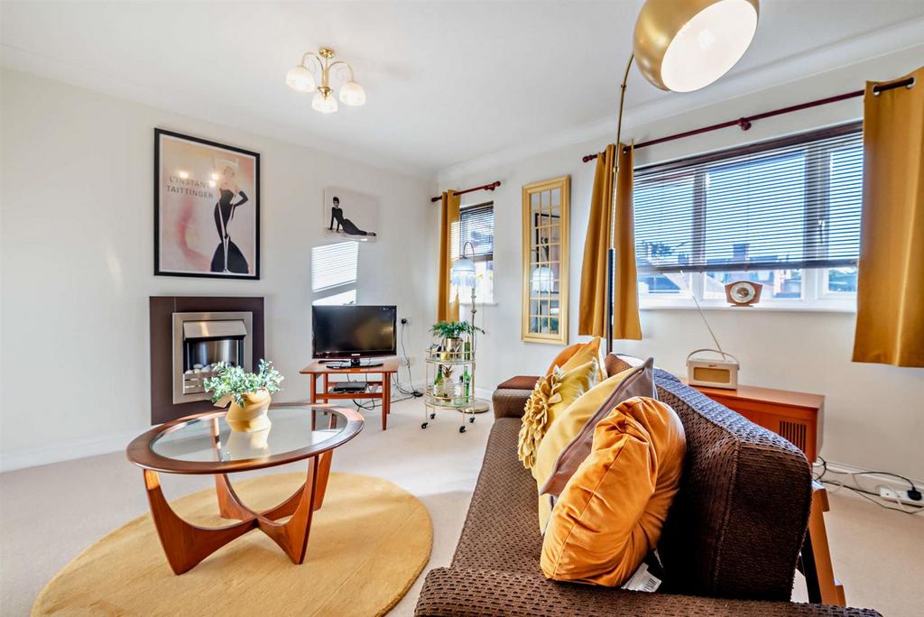 8580731-interior03-800.jpg