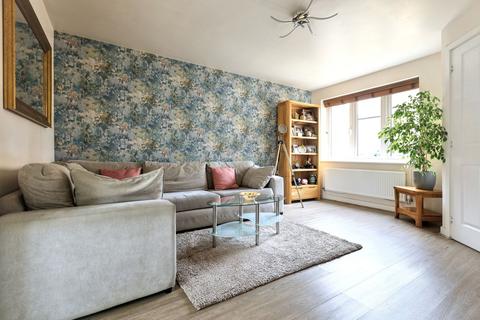 18 Gregory Place, Witney, OX29 7AW