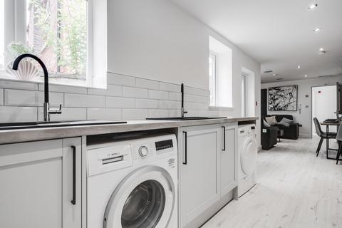 6 bedroom house to rent, Birstall Road, Liverpool L6