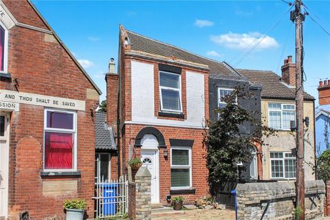 7 Birds Lane, Lowestoft, NR33 0NP