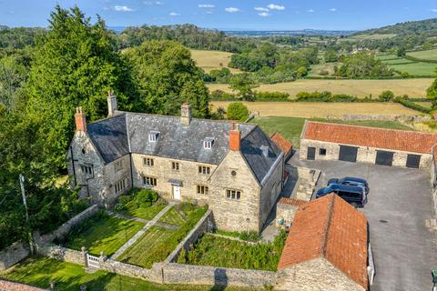 undefined, Manor house with circa 26 acres, a mile from Wells