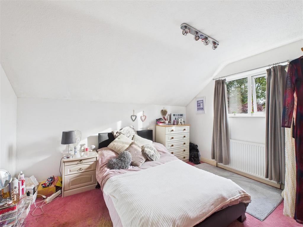 CAM03303 G0-PR0239-STILL008.jpg