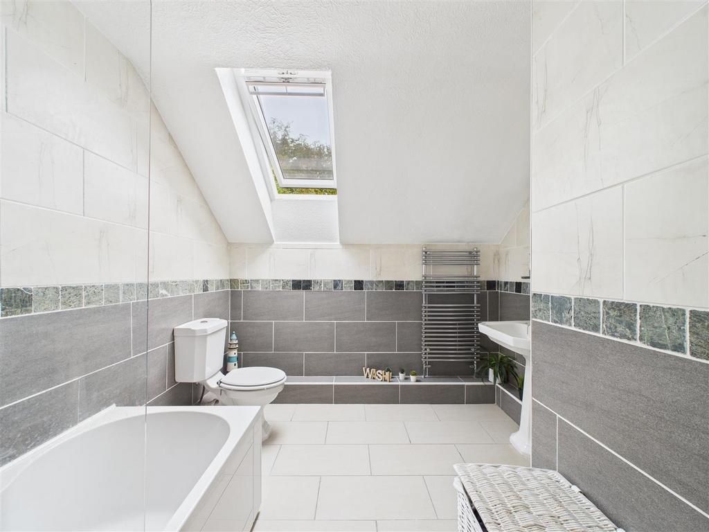 CAM03303 G0-PR0239-STILL006.jpg