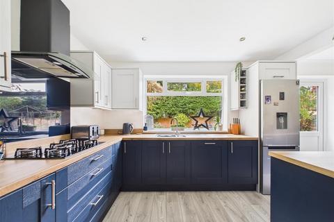 4 bedroom detached house for sale, Melton Road, North Ferriby