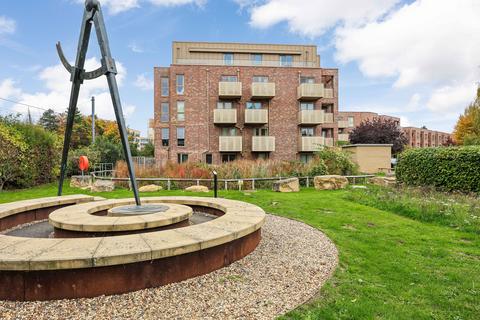 Cambridge CB2