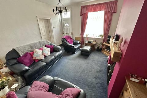 2 bedroom terraced house for sale, Headlands Street, Liversedge