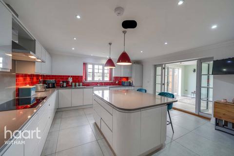 5 bedroom detached house for sale, The Willows, Great Braxted