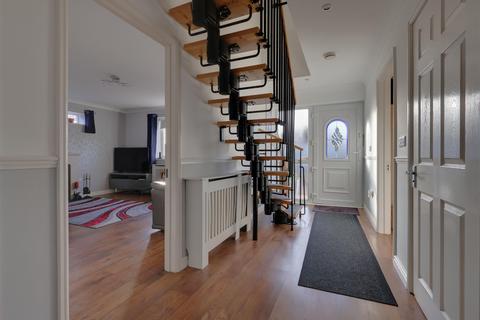 4 bedroom detached house for sale, Marshall Road, Hayling Island