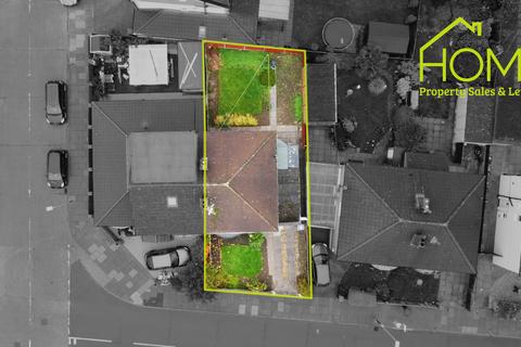 3 bedroom semi-detached house for sale, Lamborne Road, West Knighton, Leicester