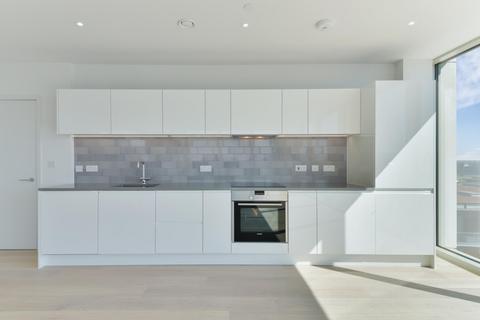 2 bedroom apartment for sale, Liner House, Royal Wharf, E16