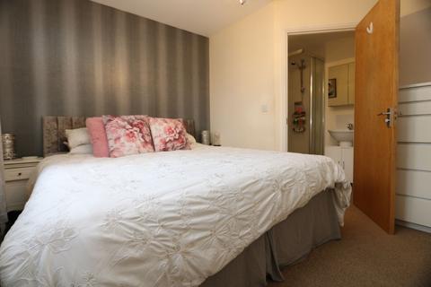 4 bedroom detached house for sale, White Farm, Barry, CF62