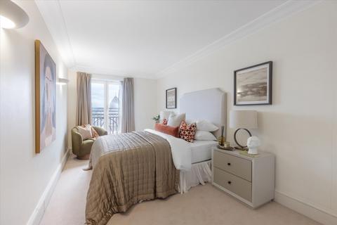 3 bedroom flat for sale, Wrights Lane, London, W8