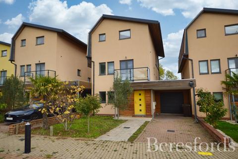 undefined, Grover Gardens, Romford, RM5