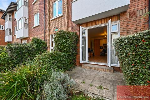 undefined, Beechwood Grove, London, W3