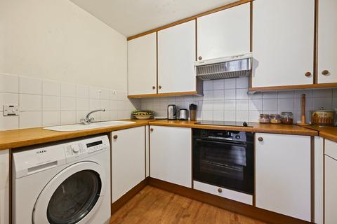 undefined, Beechwood Grove, London, W3