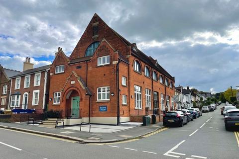 Office to rent, Lesbourne Rd Reigate RH2 7JS