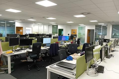 Office to rent, 2 Spiersbridge Way Glasgow G46 8NG