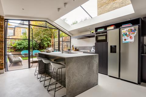 undefined, Henning Street, London, SW11