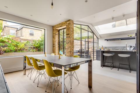 undefined, Henning Street, London, SW11