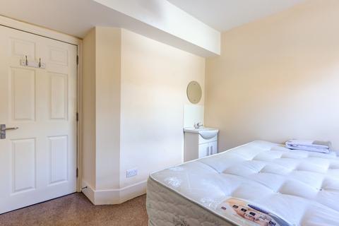 6 bedroom house to rent, Hartington Road, Brighton BN2