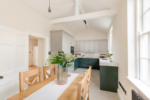 undefined, Queen Square, Bath, Somerset, BA1