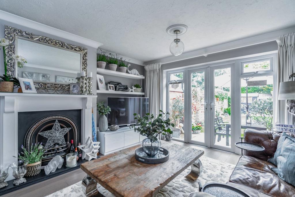 Living/Dining Room