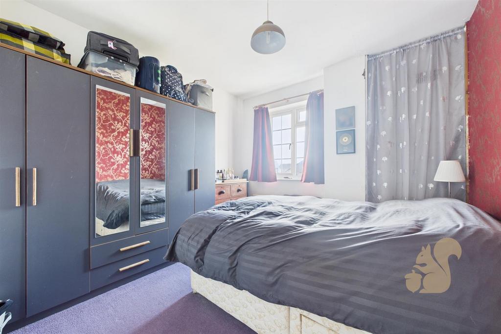 CAM03877 G0-PR0272-STILL024.jpg