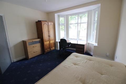 undefined, *£120pppw Exc bills* Harrington Drive, Lenton, NG7 1JL
