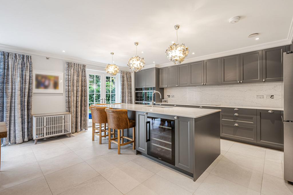 Kitchen/Dining