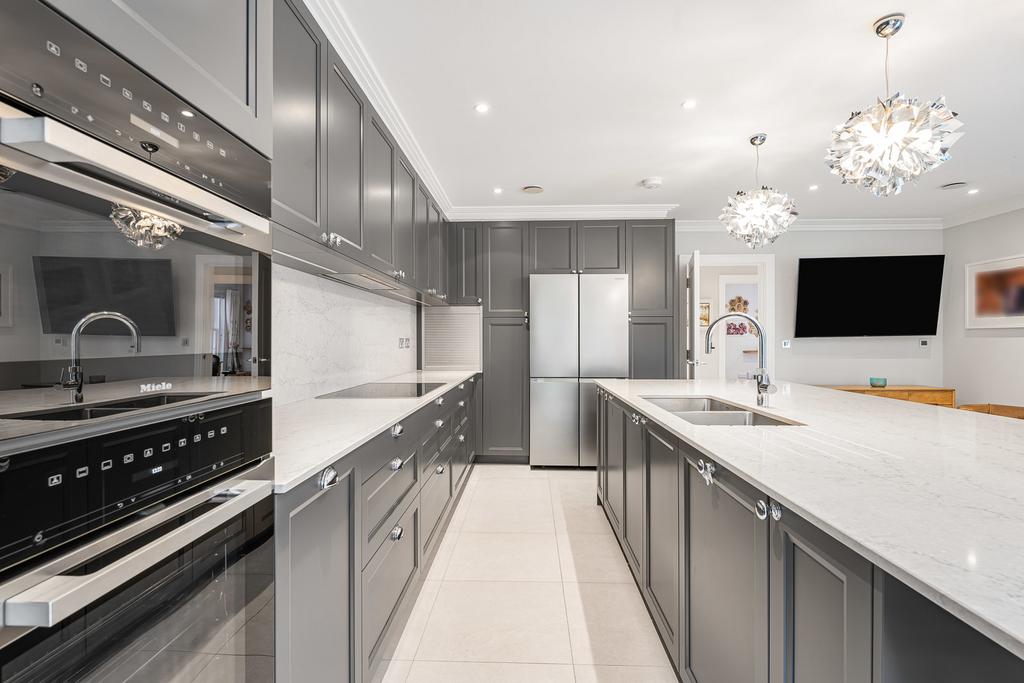 Kitchen/Dining