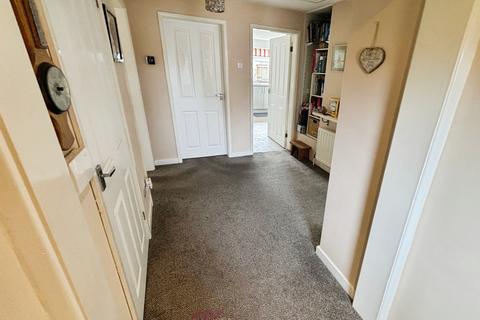 18 Millard Avenue, Hatfield, Doncaster, DN7 6JT