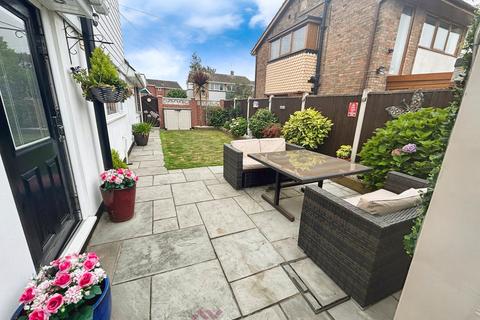 5 Millard Avenue, Hatfield, Doncaster, DN7 6JR