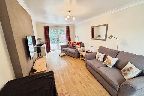 4 Tower Gardens, Hatfield, Doncaster, DN7 6HR