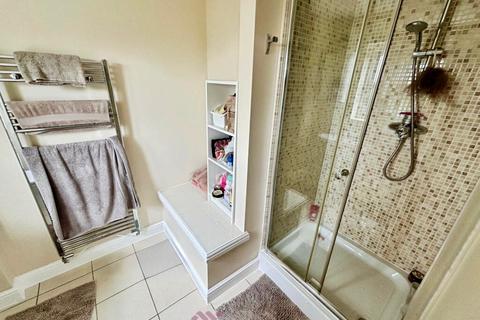 4 Tower Gardens, Hatfield, Doncaster, DN7 6HR