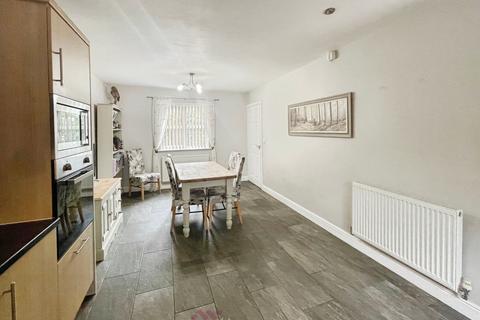 4 Tower Gardens, Hatfield, Doncaster, DN7 6HR