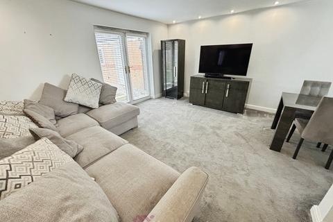 11 Highfield Close, Dunscroft, Doncaster, DN7 4GA