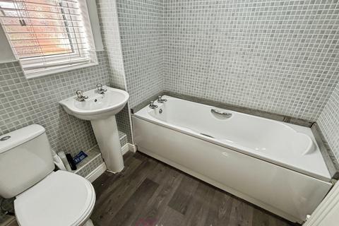 11 Highfield Close, Dunscroft, Doncaster, DN7 4GA