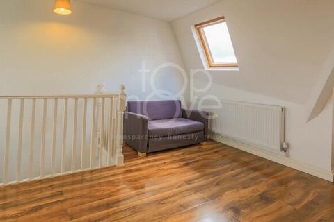 undefined, Lower Addiscombe Road, Croydon, CR0