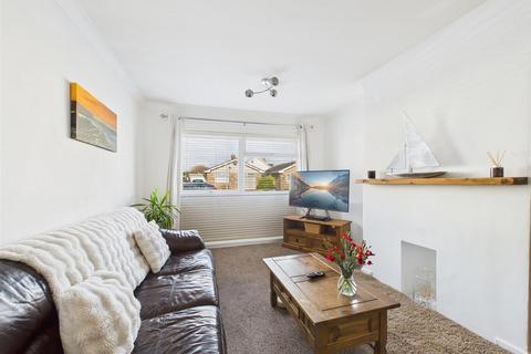2 bedroom detached bungalow for sale, Sandpiper Road, Porthcawl CF36
