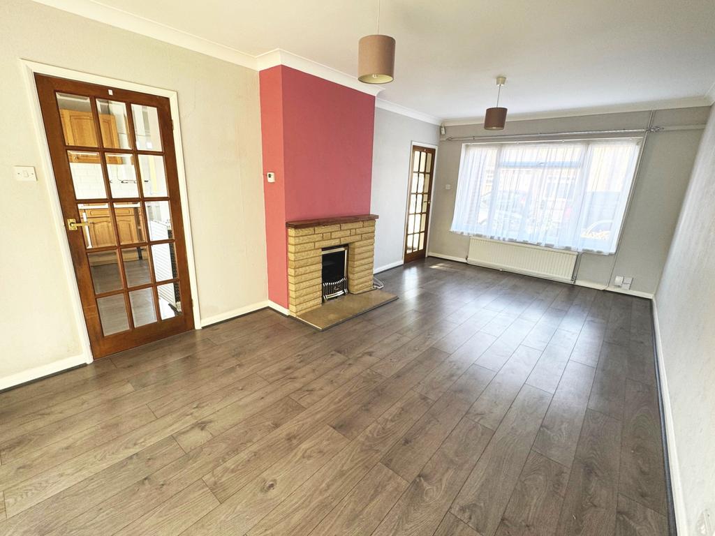 Lounge Left