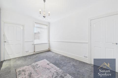 2 bedroom flat for sale, Hepscott Terrace, South Shields