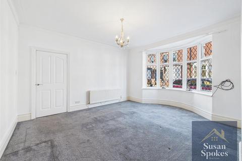 2 bedroom flat for sale, Hepscott Terrace, South Shields