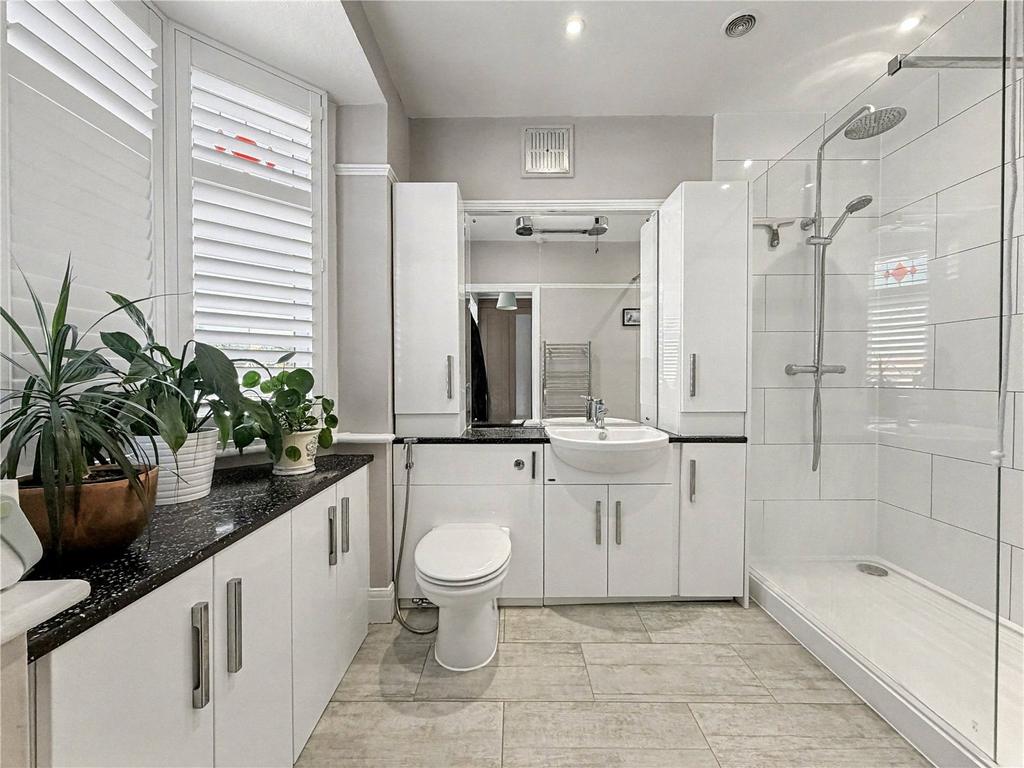 Ensuite Shower Room