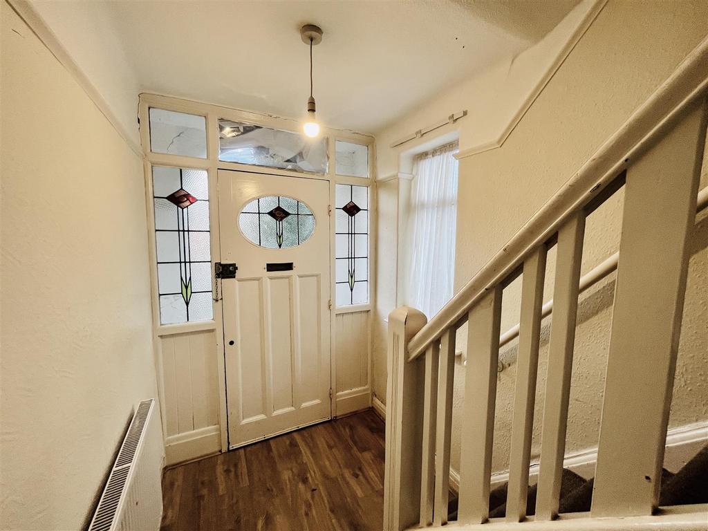 Hallway.jpg